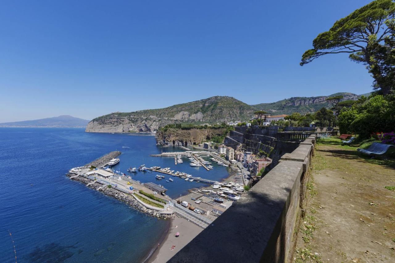 Villa Preziosa Al Pizzo 3 Km Da Sorrento Sant'Agnello Exterior foto
